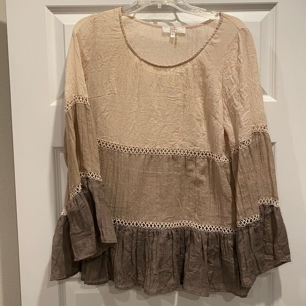 Blouse. Size medium.